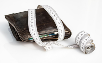 4 Ways an Event Consultant Keeps Your Pockets Safe