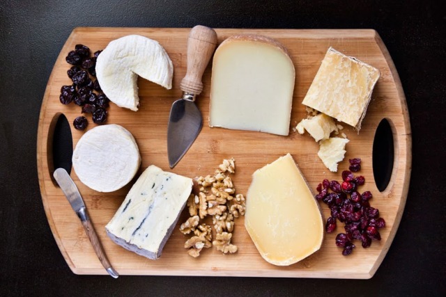 the-perfect-cheese-plate-tray2